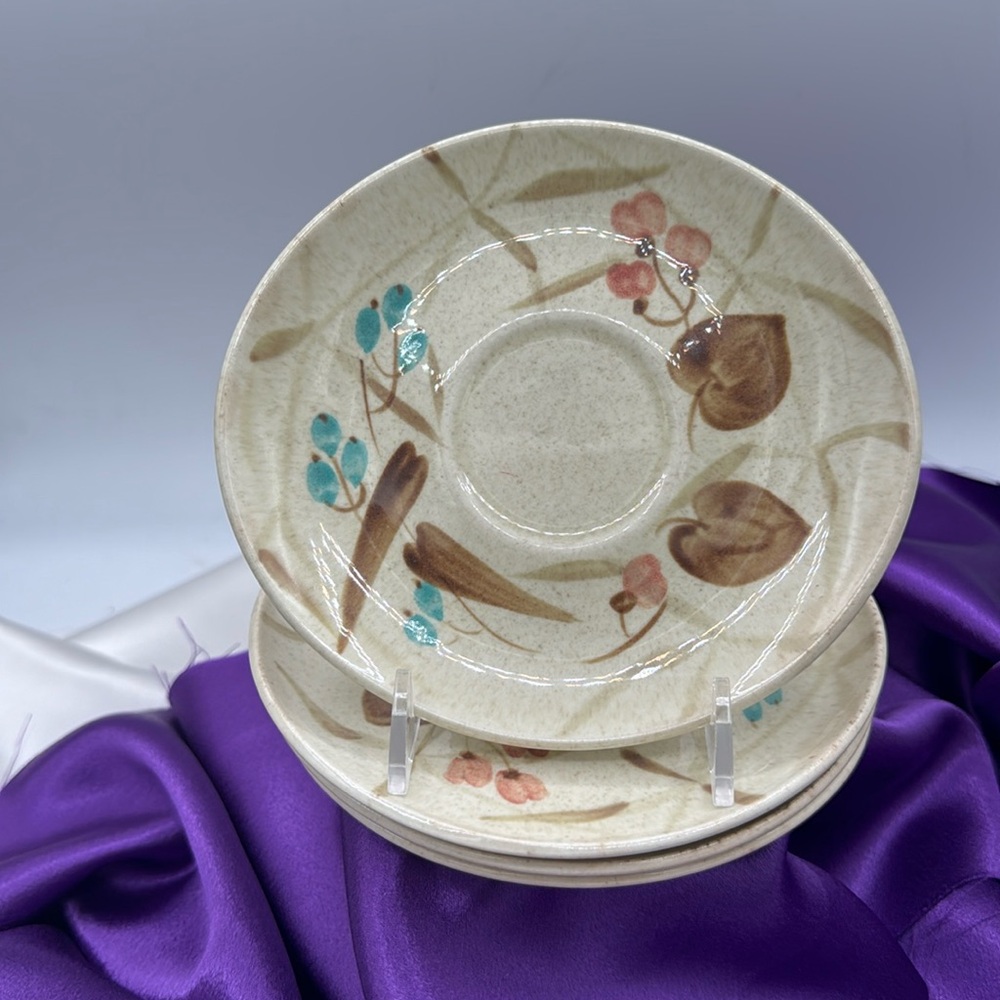 Red wing Saucers (4) # 110/vintage Red Wing Pottery. Random Harvest Pattern.
